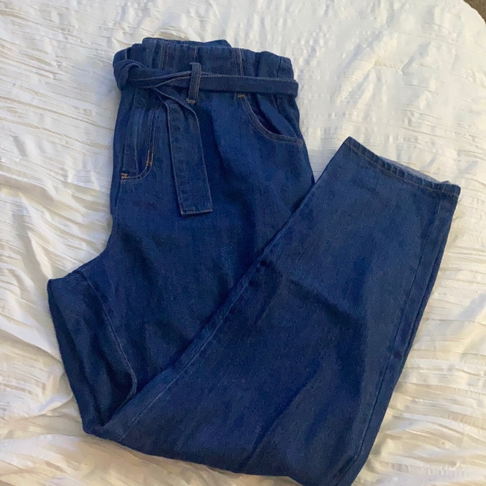 Women’s high waisted paperback jeans size 14